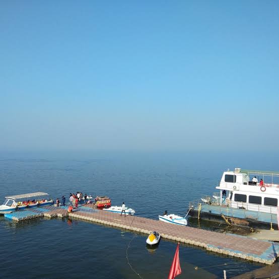 Indira Sagar Backwater Hanuwantiya Resort Location