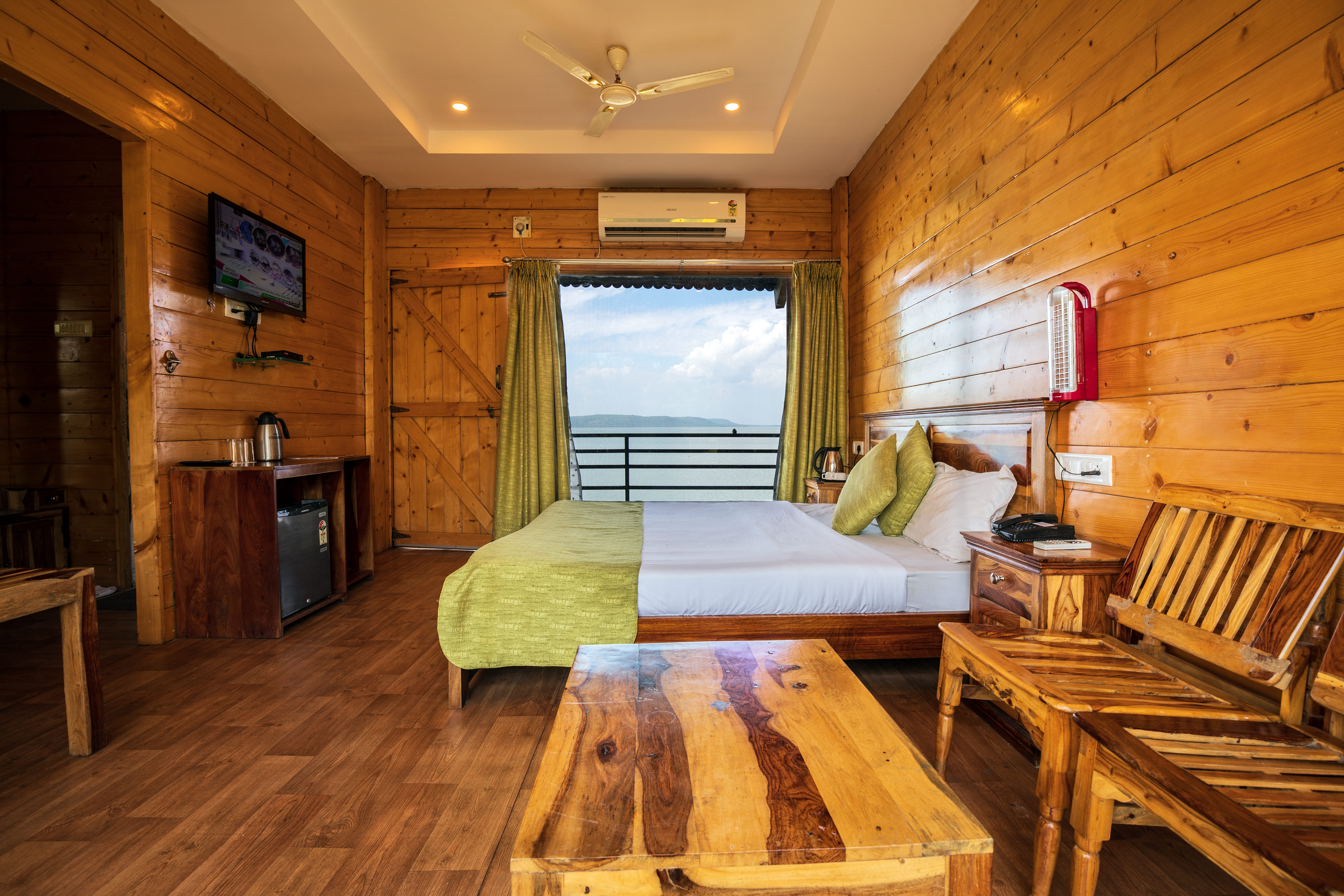 MPT Hanuwantiya Resort 1504234706